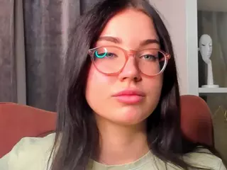 TaiteFarlow's Live Sex Cam Show