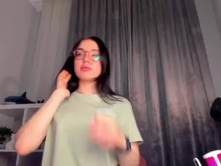 TaiteFarlow's Live Sex Cam Show