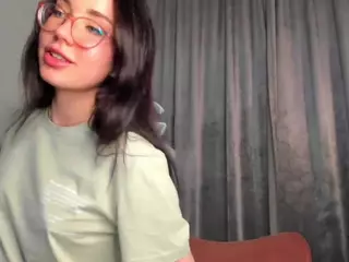 TaiteFarlow's Live Sex Cam Show