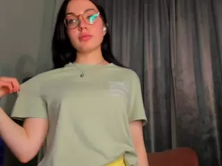 TaiteFarlow's Live Sex Cam Show