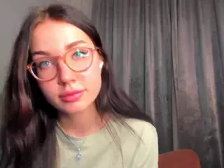 TaiteFarlow's Live Sex Cam Show