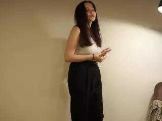 AinsleyEast's Live Sex Cam Show
