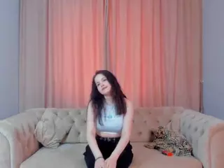 AinsleyEast's Live Sex Cam Show