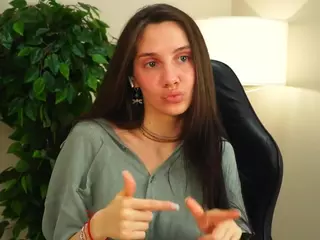 GemmaCompston's Live Sex Cam Show