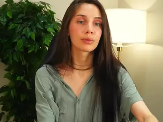 GemmaCompston's Live Sex Cam Show
