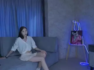 JulianaHence's Live Sex Cam Show