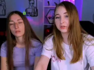 kiana-vin's Live Sex Cam Show