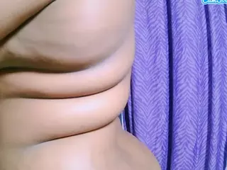 Prettychubby02's Live Sex Cam Show
