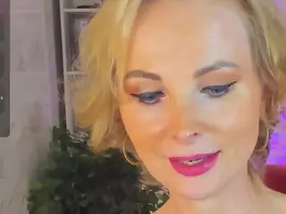 SandraKind's Live Sex Cam Show