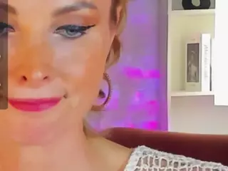 SandraKind's Live Sex Cam Show
