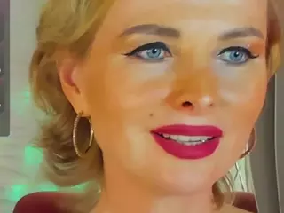 SandraKind's Live Sex Cam Show