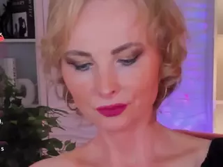 SandraKind's Live Sex Cam Show