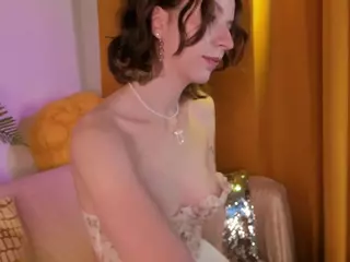 Yuna's Live Sex Cam Show