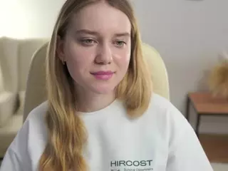 AccaDanbury's Live Sex Cam Show