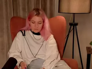 AraAnstead's Live Sex Cam Show