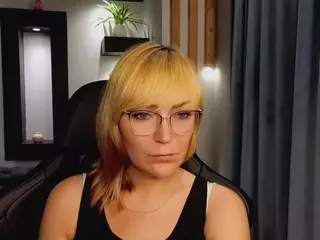 BantikVirt's Live Sex Cam Show