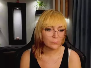 BantikVirt's Live Sex Cam Show