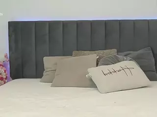 BlondyAnnia's Live Sex Cam Show