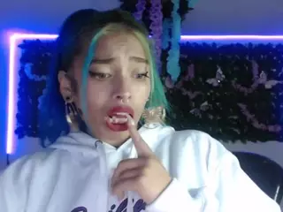 Cristalraven's Live Sex Cam Show