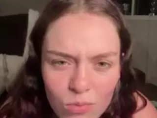 gigimartinskii's Live Sex Cam Show