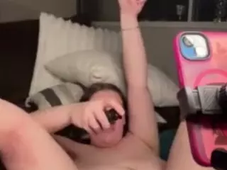 gigimartinskii's Live Sex Cam Show