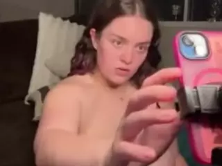 gigimartinskii's Live Sex Cam Show