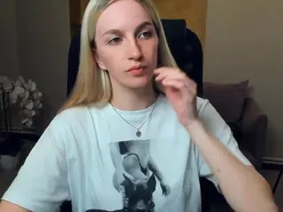 JoanHanchett's Live Sex Cam Show