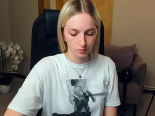 JoanHanchett's Live Sex Cam Show