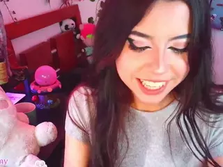 kittyuwuexe's Live Sex Cam Show