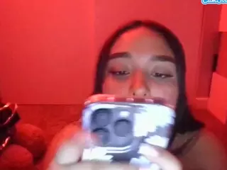 nikkigg003's Live Sex Cam Show