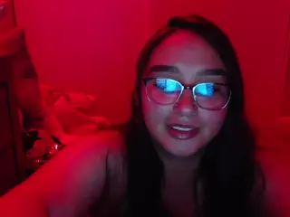 nikkigg003's Live Sex Cam Show