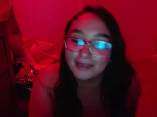 nikkigg003's Live Sex Cam Show