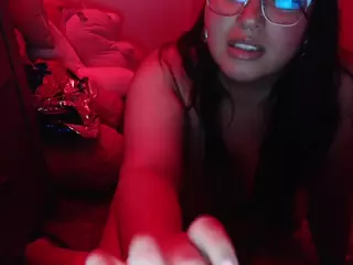 nikkigg003's Live Sex Cam Show