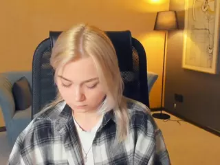 AlodiaBucker's Live Sex Cam Show