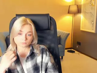 AlodiaBucker's Live Sex Cam Show