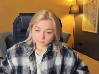 AlodiaBucker's Live Sex Cam Show
