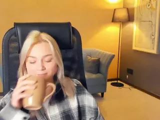 AlodiaBucker's Live Sex Cam Show
