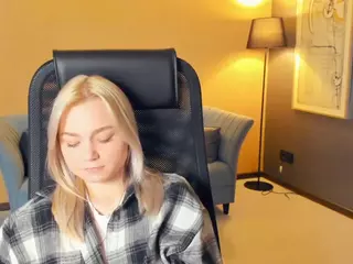 AlodiaBucker's Live Sex Cam Show