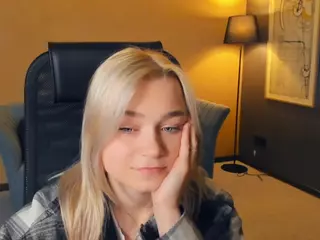 AlodiaBucker's Live Sex Cam Show