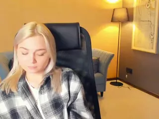 AlodiaBucker's Live Sex Cam Show