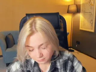 AlodiaBucker's Live Sex Cam Show