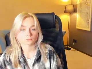 AlodiaBucker's Live Sex Cam Show