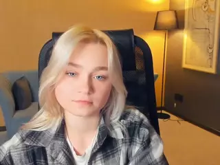 AlodiaBucker's Live Sex Cam Show