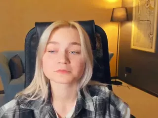 AlodiaBucker's Live Sex Cam Show