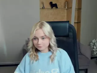 AlodiaBucker's Live Sex Cam Show
