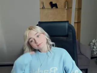AlodiaBucker's Live Sex Cam Show