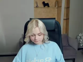 AlodiaBucker's Live Sex Cam Show