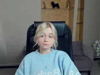 AlodiaBucker's Live Sex Cam Show