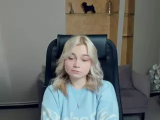 AlodiaBucker's Live Sex Cam Show