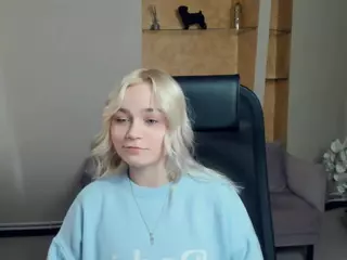 AlodiaBucker's Live Sex Cam Show